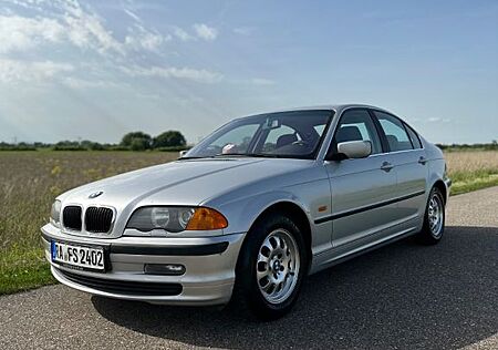 BMW 323i - Automatikgetriebe