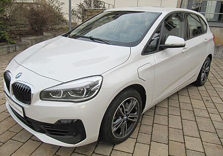 BMW 2er 225xe iPerformance Active Tourer Sport Line LED