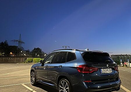 BMW X3 M40d Standhz, Panorama, Leder, Service inkl