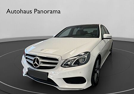 Mercedes-Benz E 220 AMG Paket Panorama/LED/Navi/Leder