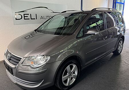 VW Touran Volkswagen 1.6 United 7 Sitzer