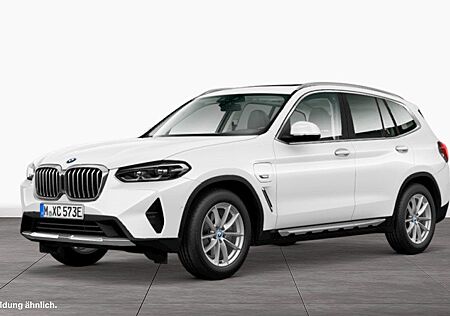 BMW X3 xDrive30e Navi AHK Kamera Pano.Dach HiFi LED