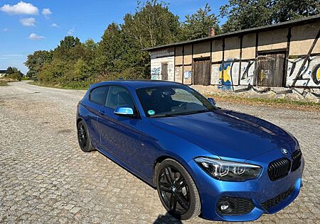 BMW 120i Edition M Sport Shadow A Edition M Spor...