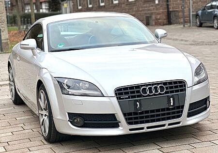 Audi TT Coupe 2.0 TDI quattro Leder XENON 1 Hand