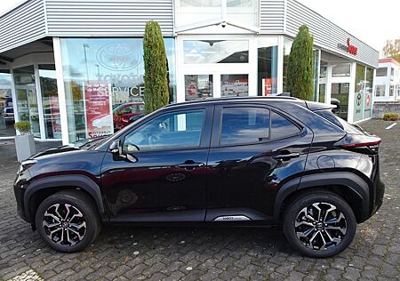 Toyota Yaris Cross 130 TeamPlayer Safety +Winter