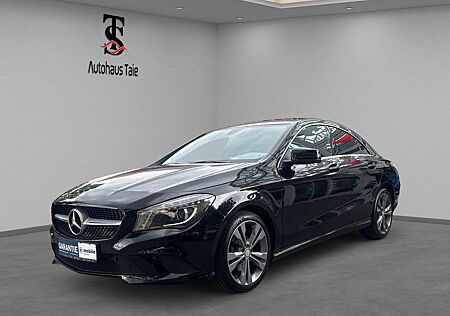 Mercedes-Benz CLA 180 URBAN/Bi-Xenon/Navi/8XBereift/