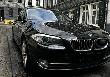 BMW 530d xDrive Touring -