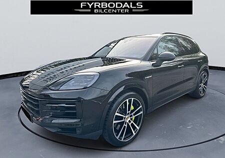 Porsche Cayenne E-Hybrid 470HP Pano Pass.Display Air VAT