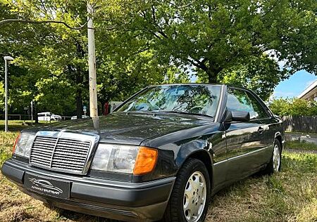 Mercedes-Benz 300 CE