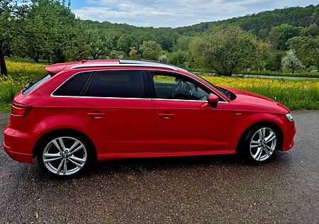 Audi A3 35 TFSI S tronic Sportb S-Line Pano Keyless