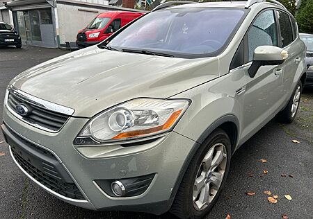 Ford Kuga 2,0 TDCi 4x4 Titanium /2.Hand/Tüv 26/Panno