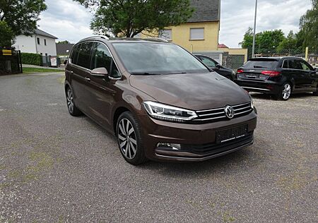 VW Touran Volkswagen Highline BMT Navi,Blueth.SHZ,Kamera,App C