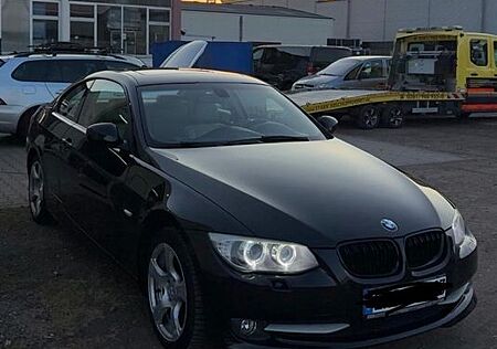 BMW 318i Coupé - Inspektion und TÜV NEU