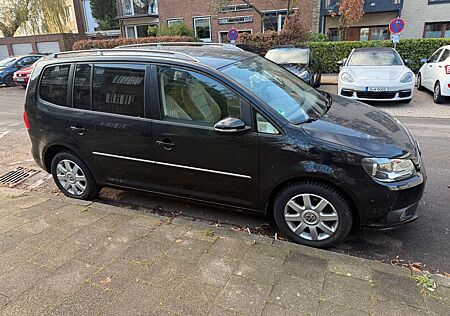 VW Touran Volkswagen 2.0 TDI DSG DPF Trendline Trendline