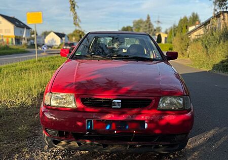 Seat Cordoba SXE 1.8 Auto SXE