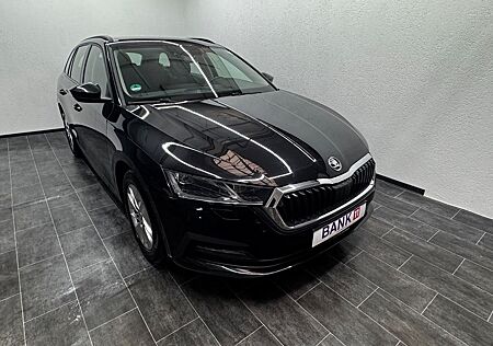 Skoda Octavia Combi Ambition 1.Hand*AHK*LED*Digital*