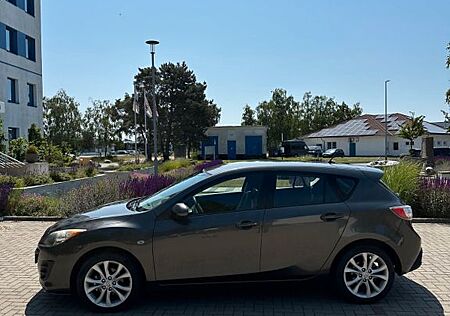 Mazda 3 1.6 Centre-Line, TÜV bei Verkauf neu