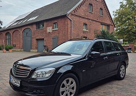Mercedes-Benz C 180 CGI T BlueEFFICIENCY