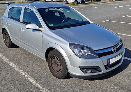 Opel Astra 1.6 Twinport Edition Plus 77kW Edition