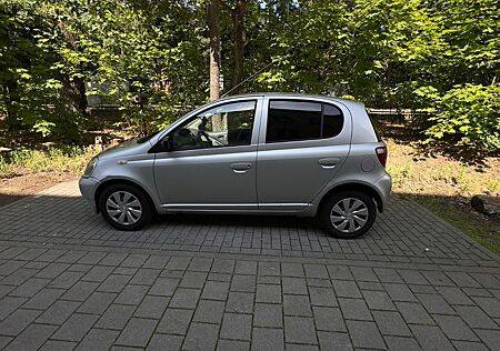 Toyota Yaris 1.3 Linea Sol auto linea sol