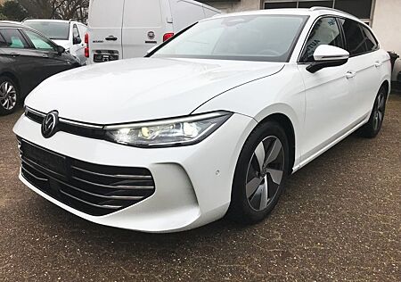 VW Passat Variant Volkswagen DSG Elegance Nav SportP 360° AHK+