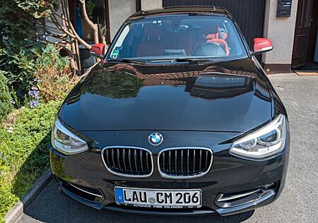 BMW 116i Sport Line Leder NAVI XENON Steuerkette neu