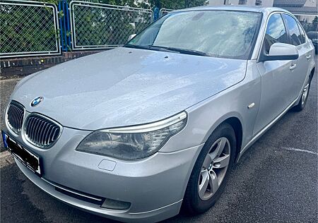 BMW 520 Automatik Limousine Diesel 2010 soft close Key