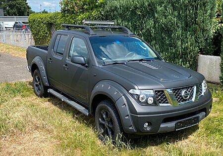 Nissan Navara Pickup Doppelkabine Comfort 4X4