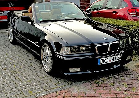 BMW 320i 320 Cabrio Shadowline 30Jahre