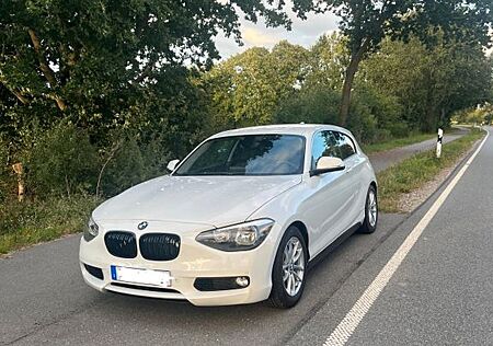 BMW 118i 1er F21