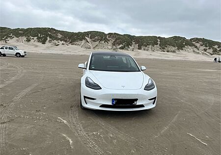Tesla Model 3 Hinterradantrieb RWD +