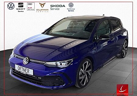VW Golf Volkswagen VIII R-LINE 1,5 eTSI DSG BLACK STYLE PANO K