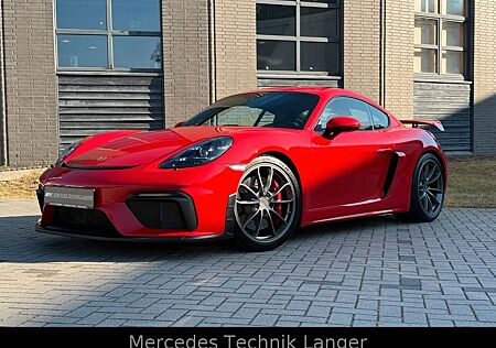 Porsche 718 Cayman GT4