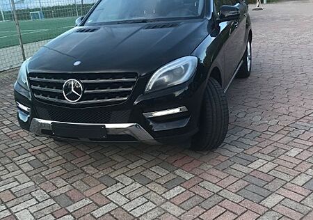 Mercedes-Benz ML 350 4MATIC -