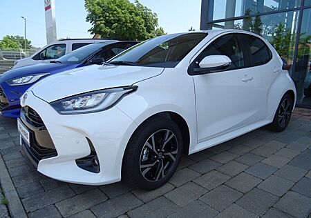 Toyota Yaris Hybrid 116 1.5 VVT-i Teamplayer