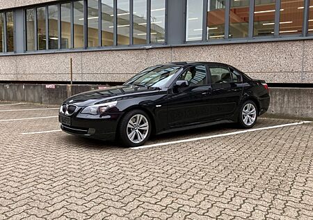 BMW 523iA Edition Exclusive/2.Hand/ Scheckheft/Leder