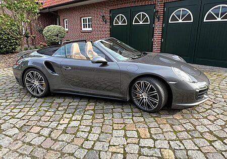 Porsche 991 Turbo S Cab. Garantie 08/26