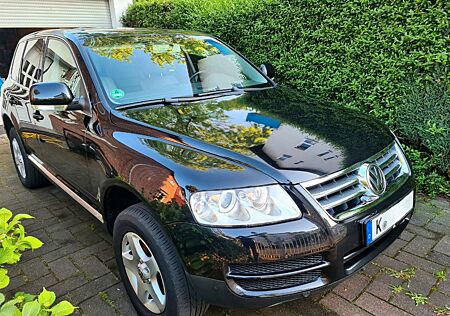 VW Touareg Volkswagen 2.5 R5 TDI Tiptronic, St.Heizung, Part