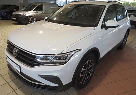 VW Tiguan Volkswagen Life 2.0TDI SCR 7-DSG