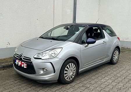 Citroën DS3 1.2 Chic *KLIMAAUTO+TEMP+EURO5+2.HAND* 2015
