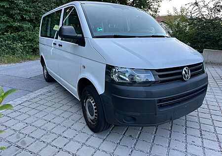 VW T6 Kombi Volkswagen 2.0 TDI - 6 Sitze - Klima