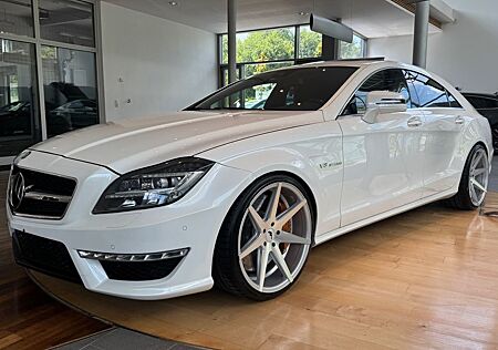 Mercedes-Benz CLS 63 AMG *PERFORMANCE PACKAGE*KERAMIK*CARBON*