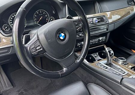 BMW 535i xDrive Touring A Modern Line Modern Line