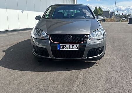 VW Golf Volkswagen 2.0 TDI GT- Line