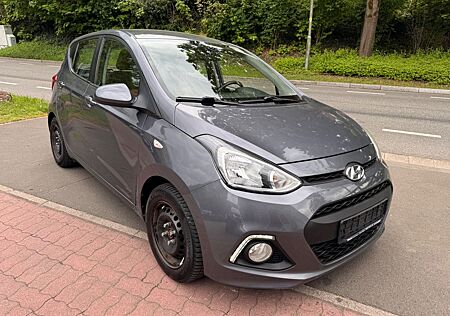 Hyundai i10 FIFA World Cup Edition