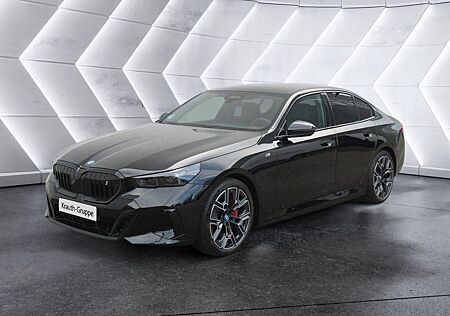 BMW i5 eDrive40 Limousine M Sportpaket Head-Up DAB