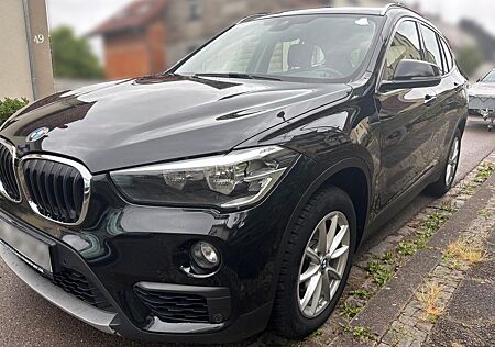BMW X1 sDrive16d mit LEDERAUSSTATTUNG