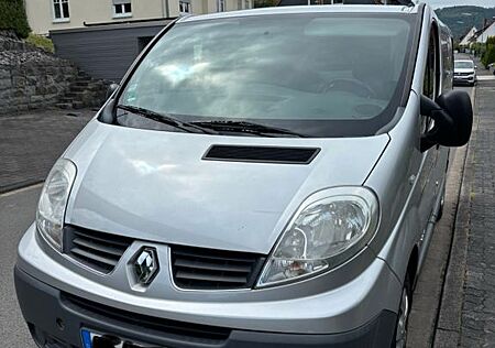 Renault Trafic Kasten Grau Star 2.0 dCiL
