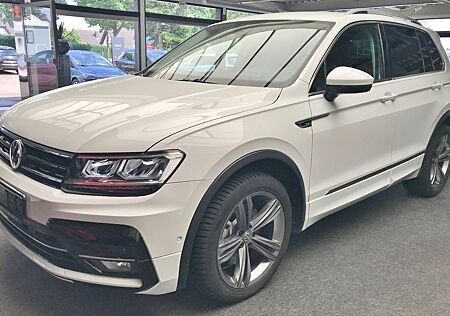 VW Tiguan Volkswagen Highline 4M R line/LED/DAB/AHK/ACC/Kamera
