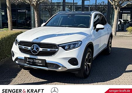 Mercedes-Benz GLC 300 de 4MATIC Pano SpurW W-Paket KAM PDC LM